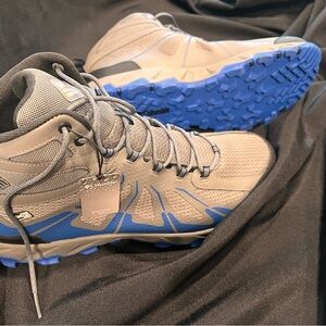 Columbia Gray and Blue Athletic Shoes